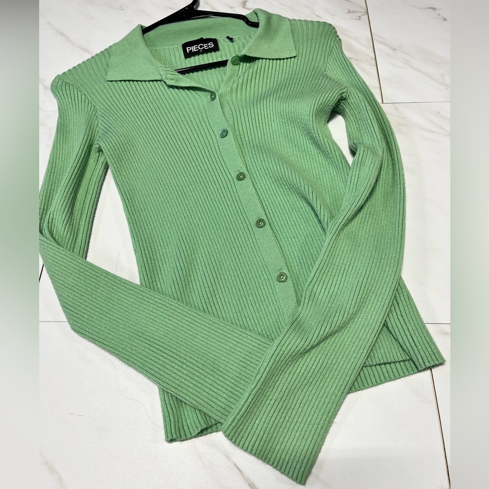 Pieces Monalisa Knit long sleeve polo ribbed fitted button down top size M